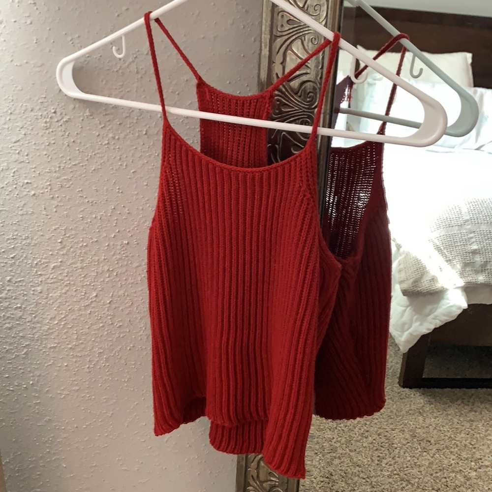 Kitted red tank